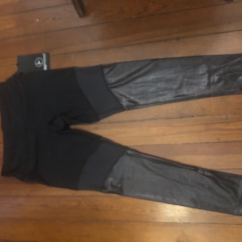 2 PAIRS! 90 Degree by Reflex Leggings - Yoga Pants